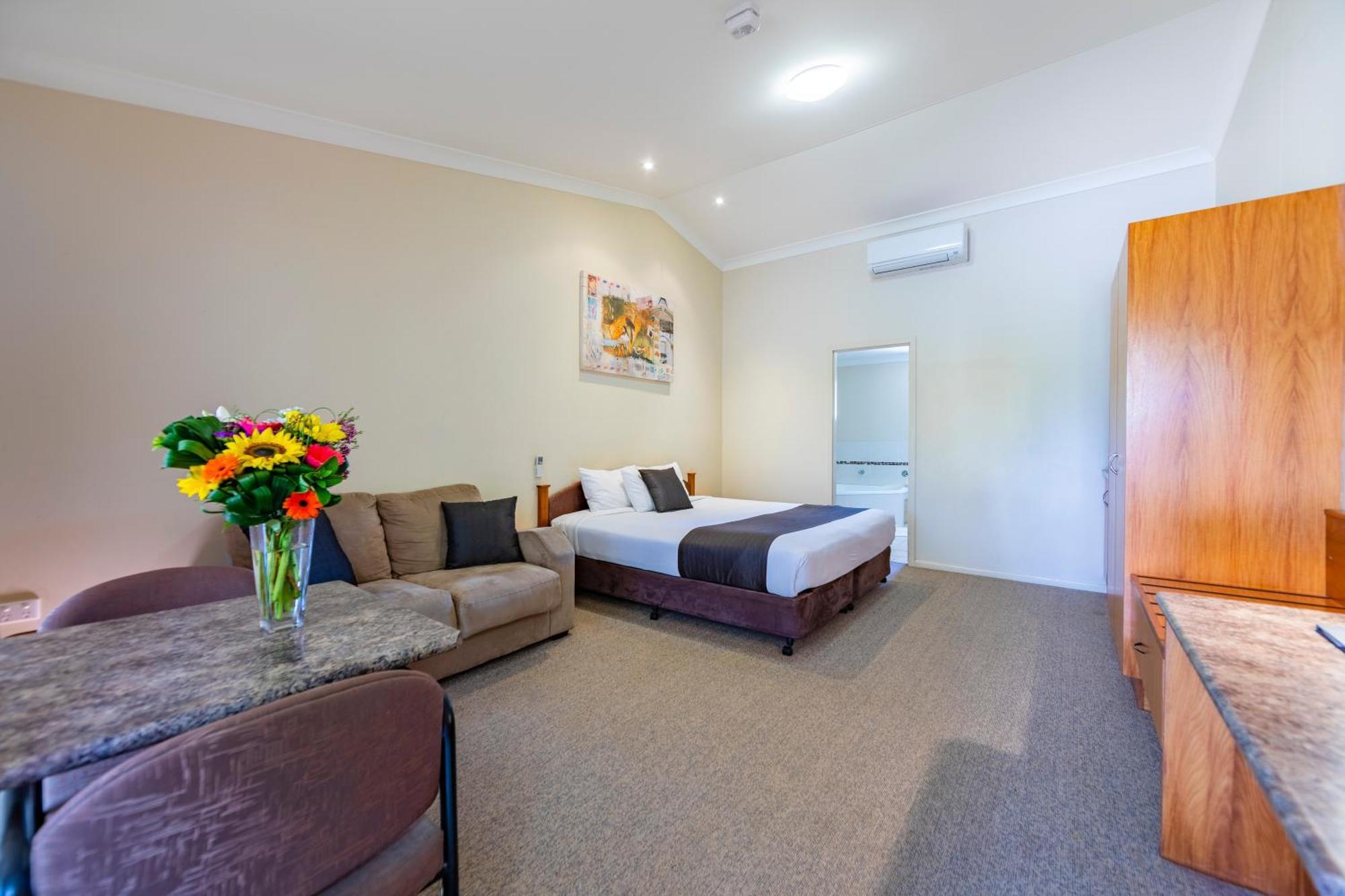 Roma Explorers Inn Стая снимка